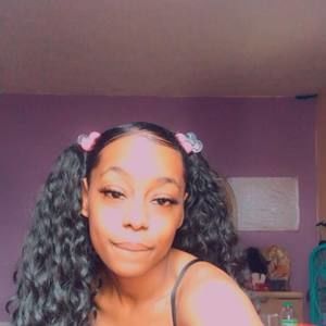 Meet your Posher, Michaela